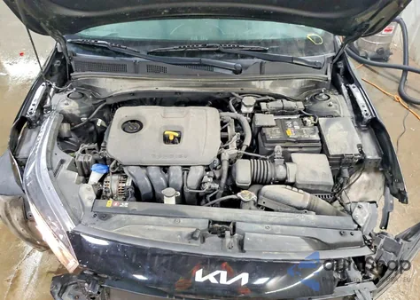 2022 Kia Forte Fe z USA, uszkodzony, nr VIN 3KPF24AD4NE424793